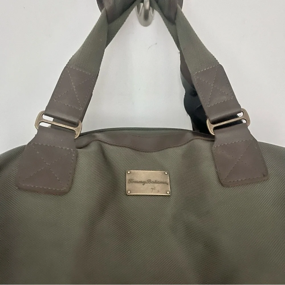 Tommy Bahama Surge Bottom Duffel Bag Traveler Green Nylon Brown Leather Mens Bag